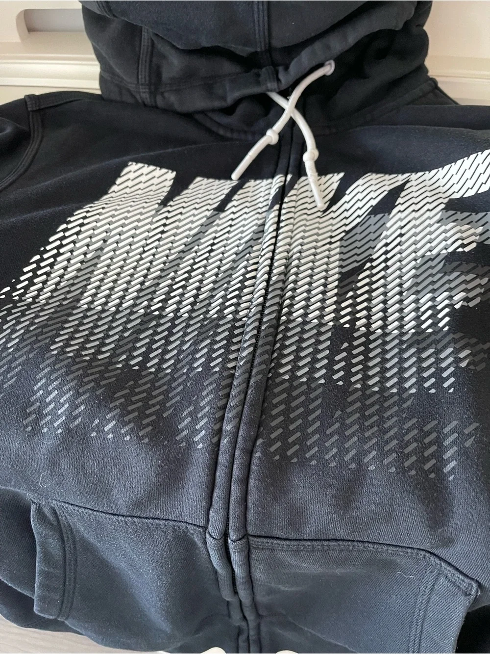 Nike Men’s Black Hoodie with White Gradient Logo Full Zip Sz M